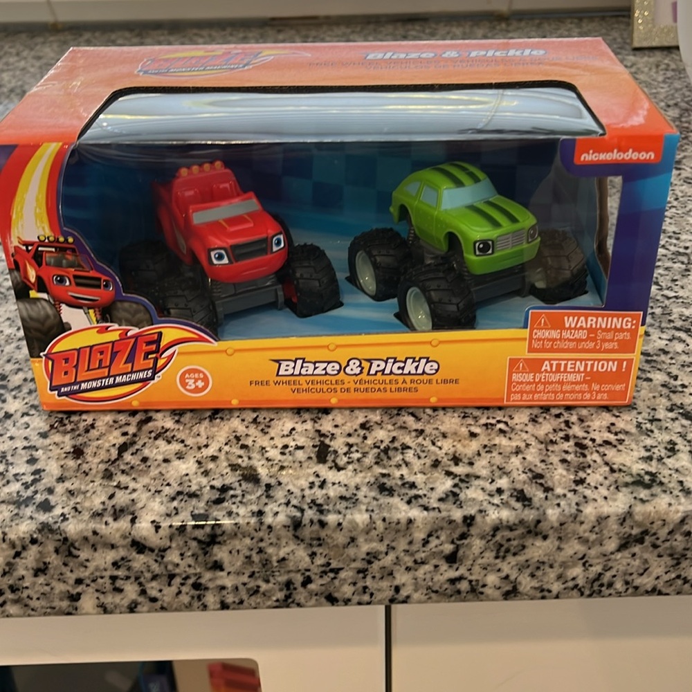 Blaze and the monster Machines vehicles